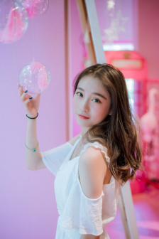 红色假期黑色婚礼未