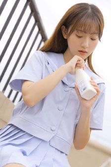 偷拍55位美女撒尿BBB毛洗澡